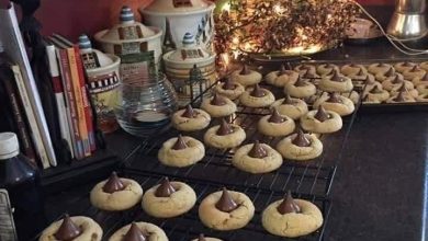 Photo of PEANUT BUTTER BLOSSOMS