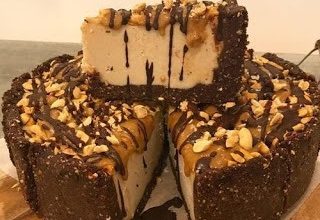 Photo of SNICKERS CHEESECAKE