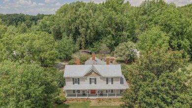 Photo of Love that stove! Has a guest house. Circa 1864. On 17 acres in North Carolina. $1,297,000