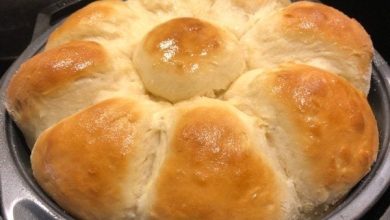 Photo of HOME OLD-FASHIONED SOFT AND BUTTERY YEAST ROLLS