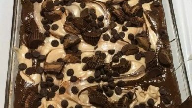 Photo of REESE’S CHOCOLATE PEANUT BUTTER CUP EARTHQUAKE CAKE